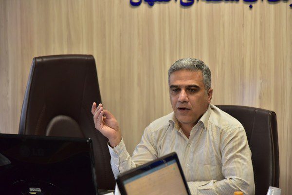 نجات درختان کهنسال با ایجاد آب حداقلی در انهار سنتی و رودخانه زاینده رود