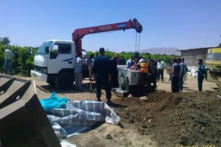 انسداد ۲۰ حلقه چاه غیرمجاز در شهرستان تاکستان در سال جاری