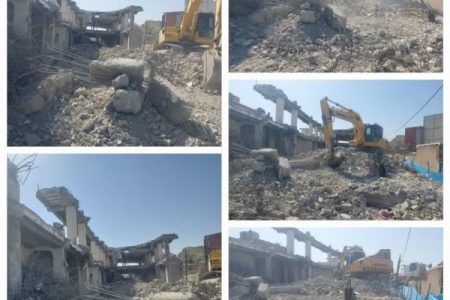 ساختمان غیرمجاز در بستر آبراهه فصلی در شهر گچساران تخریب شد