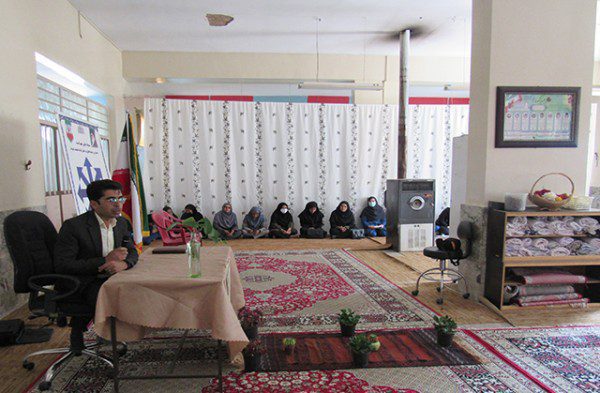 کارگاه آموزشی گسترش سواد آبی و طرح داناب در شهرستان نهبندان برگزار شد