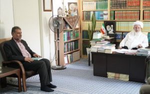 دیدار نماینده ولی فقیه با مدیران صنعت آب و برق استان یزد