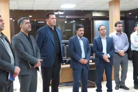دکتر قزل سفلی از مرکز پایش و راهبری شبکه انتقال و فوق توزیع جنوب کشور بازدید کرد