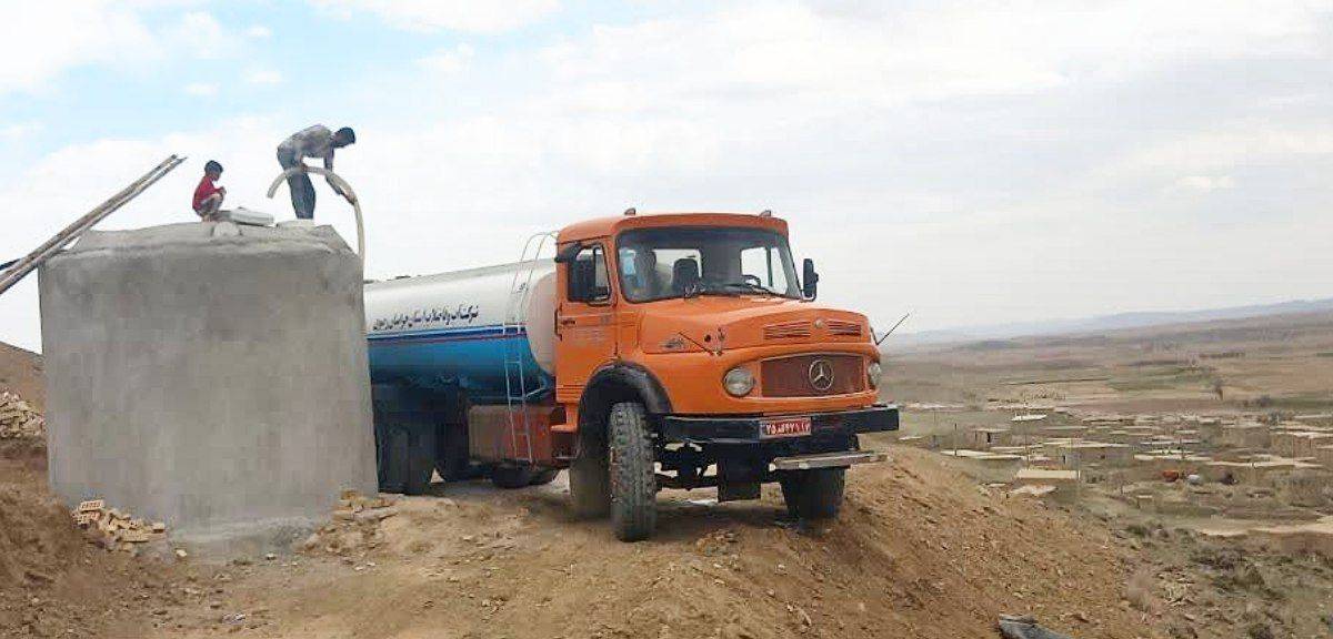 آبرسانی روزانه سیار آبفا به ٢ روستای بخش مرکزی نــیــشــابــور
