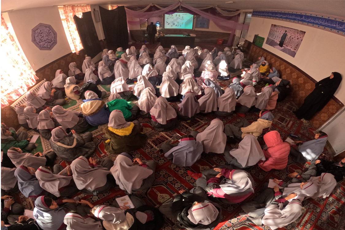 آگاه‌سازی دانش آموزان مقطع ابتدایی با مفهوم مدیریت مصرف