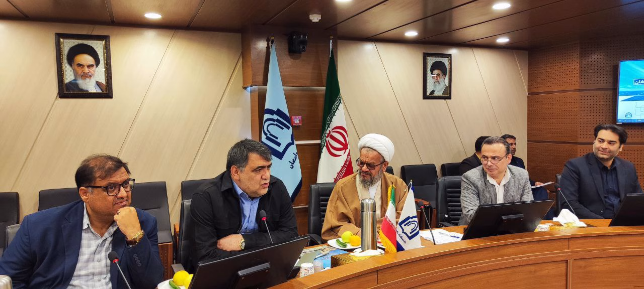 برگزاری آیین افتتاح نیروگاه خورشیدی دانشگاه دامغان