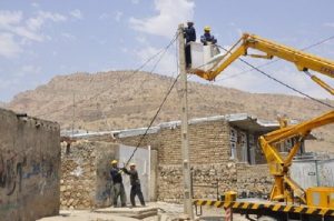اتصال پنج روستای شهرستان کهگیلویه به شبکه برق