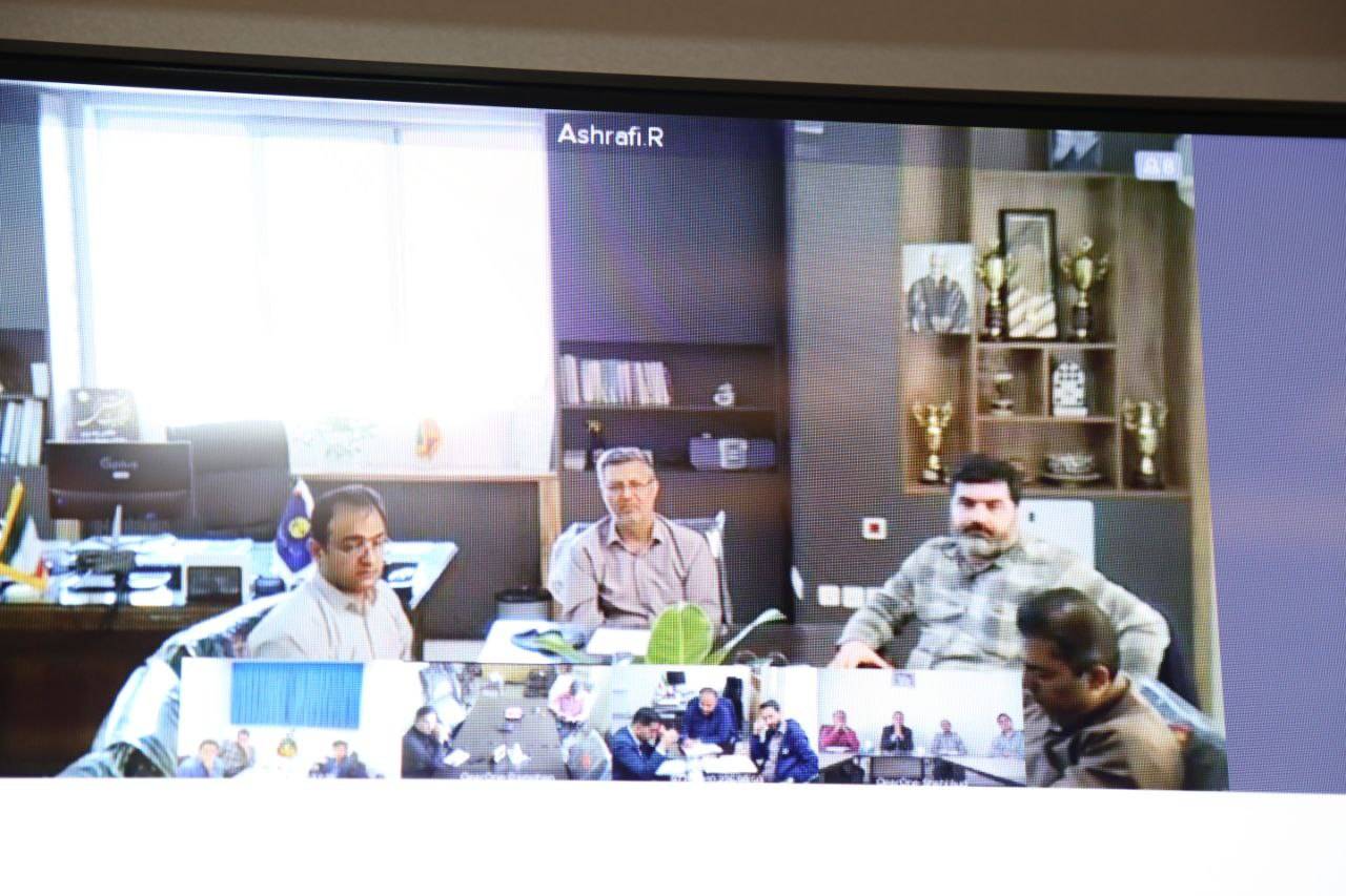 اشکالات وارده ناشی از طوفان و رعد و برق به شبکه های برق رسانی برطرف شد
