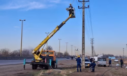 اقدام جهادی اصلاح و بهینه سازی فیدر ۲۰ کیلوولت آرد بهنان شهرک دانش قزوین انجام شد