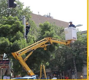 اقدام فراگیر تعمیرات و بهینه‌سازی شبکه‌های توزیع برق استان زنجان انجام شد