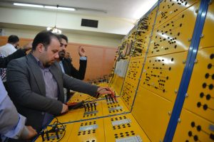 بازدید تیم دیسپاچینگ برق منطقه ای فارس از سیمولاتورسیستم های قدرت دانشگاه صنعتی شیراز