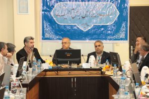بازدید سرزده استاندار هرمزگان از شرکت برق منطقه‌ای و تأکید بر مدیریت ناترازی برق