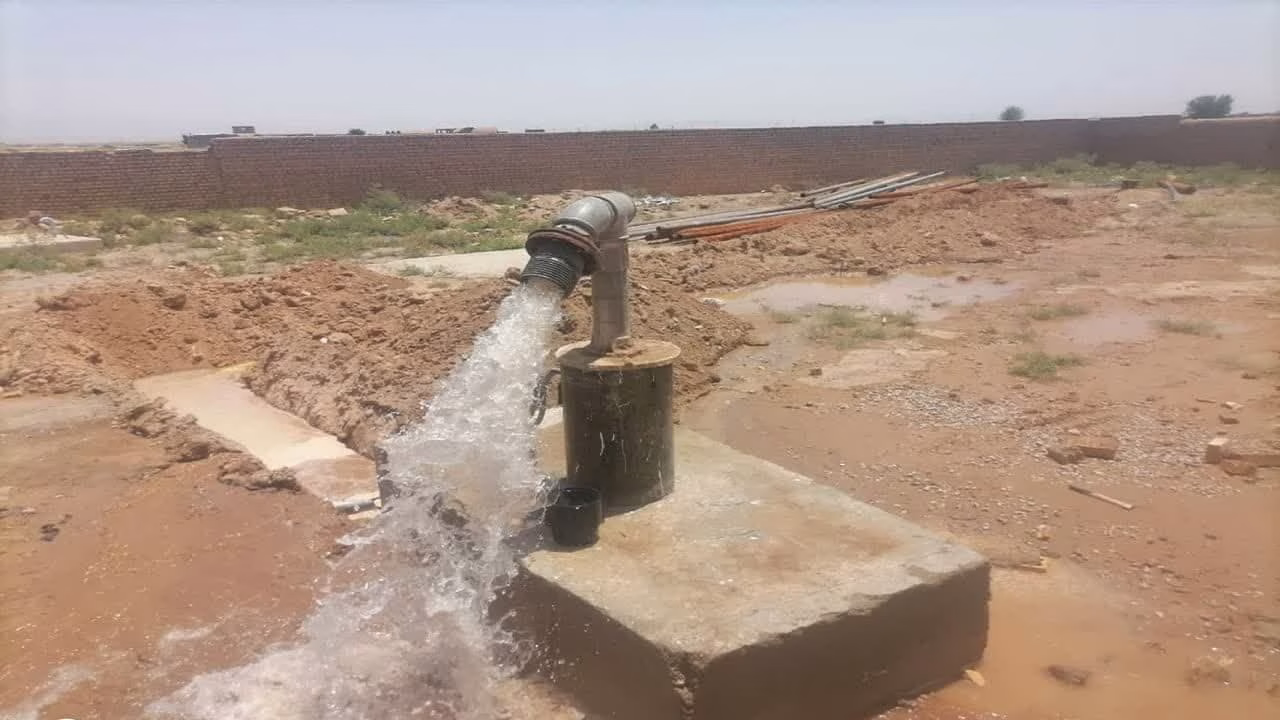 بازسازی شبکه توزیع آب روستای ولی‌عصر کندر