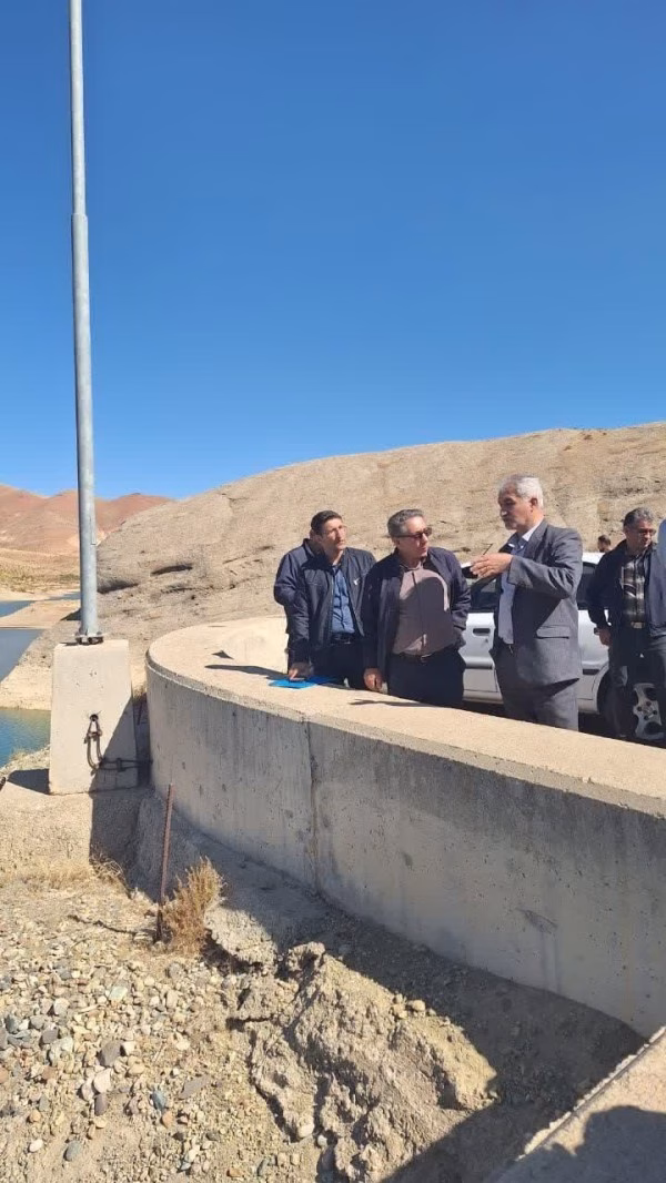 بررسی میدانی منابع آبی تکاب