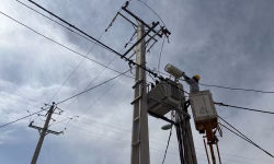 تعمیر۴۰ دستگاه ترانسفورماتور مخاطره آمیز شهرستان داراب
