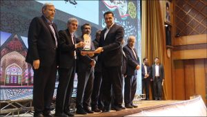تقدیر از شرکت برق منطقه‌ای فارس به عنوان دستگاه برتر در حوزه زیرساخت