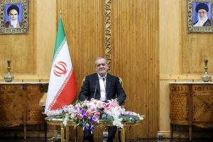 سفر دو روزه رئیس جمهور به ترکمنستان و توافقات مهم در بخش آب و برق