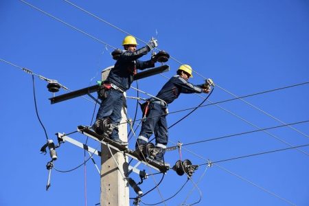 تعمیر 40کیلومتر شبکه برق در خنداب