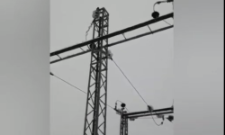 گزارش تصویری از تلاشهای خالصانه و زحمات شبانه روزی سیمبانان شرکت توزیع نیروی برق استان گیلان در راستای پایداری شبکه های توزیع برق