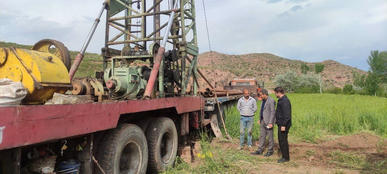 حفر یک حلقه چاه جدید برای تأمین آب پایدار روستای سید تاج‌الدین خوی