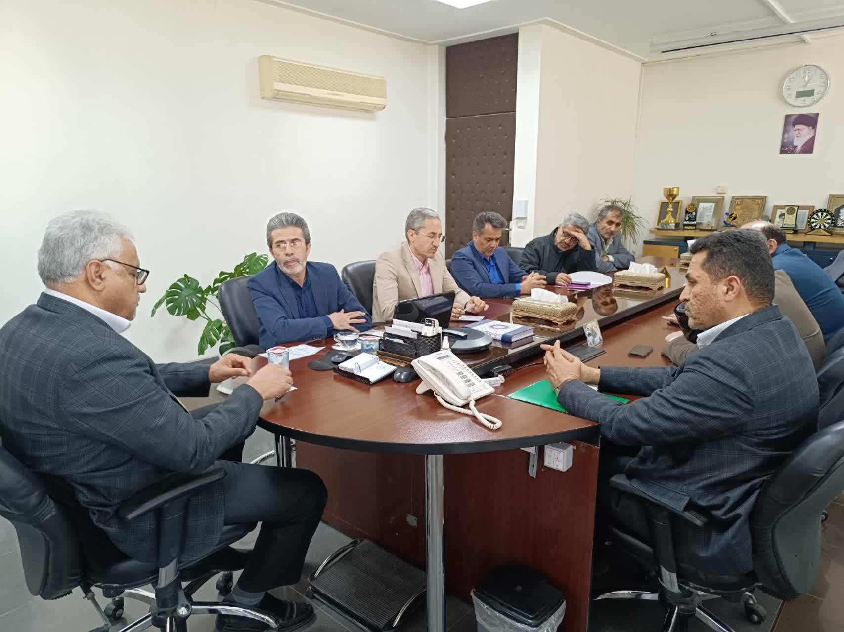 دیدار مدیرکل بحران و پدافند غیرعامل وزارت نیرو با معاون عمرانی استانداری فارس