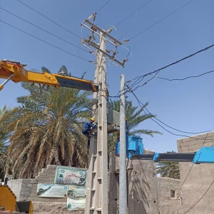 روستای گچین بالا بندرعباس برخوردار از خدمات اصلاح شبکه برق