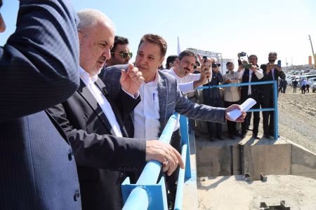 سد انحرافی و کانال انتقال آب نجف‌آباد جیرفت با حضور وزیر نیرو به بهره‌برداری رسید