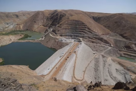 سد بلوبین نیاز روستاهای منطقه را تامین میکند