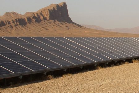 فارس مستعد تبدیل به هاب انرژی پاک در کشوراست