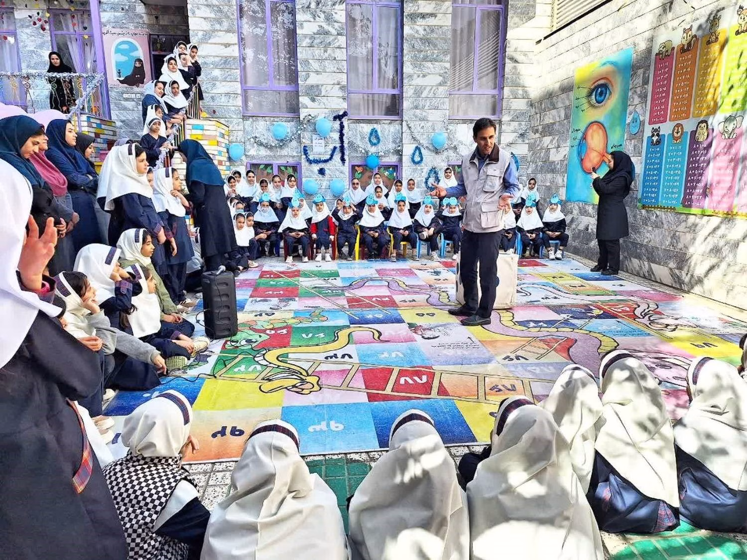 برگزاری سیزدهمین جشن آب در مدارس نــیــشــابــور
