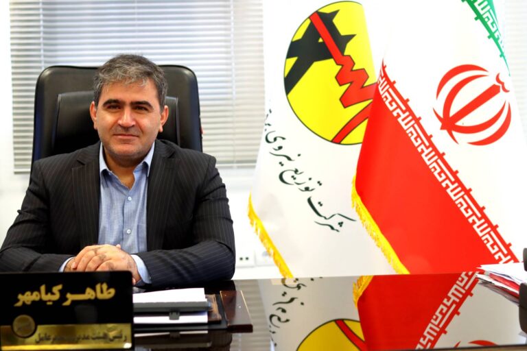 هر ماه بیش از ۱۰ طرح برق رسانی ارمغان تلاشگران صنعت برق آذربایجان غربی