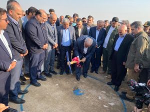 آغاز عملیات اجرایی احداث نیروگاه خورشیدی بهبهان با حضور وزیر نیرو