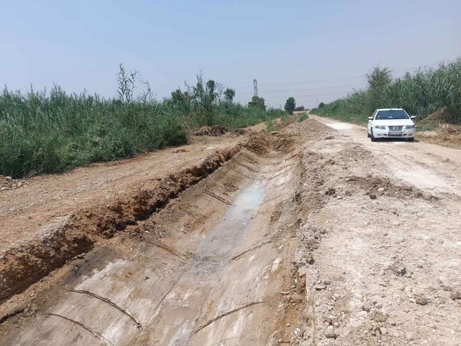 آغازعملیات تعمیر و بازسازی کانال G۴ شبکه آبیاری گتوند