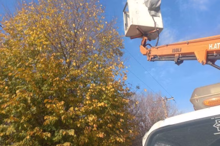 مدیر امور توزیع برق چرداول از تشدید اقدامات بهره‌برداری و نگهداری پیشگیرانه در شبکه خبر داد