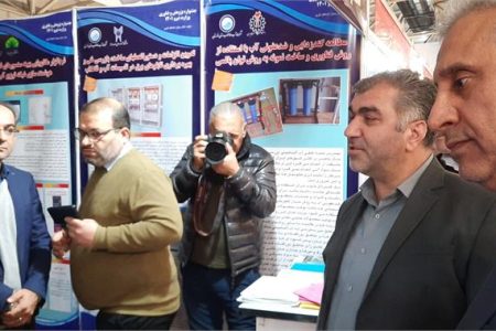 مدیرعامل آبفا کشور از غرفه شرکت آب و فاضلاب خوزستان در نمایشگاه وزارت نیرو بازدید کرد