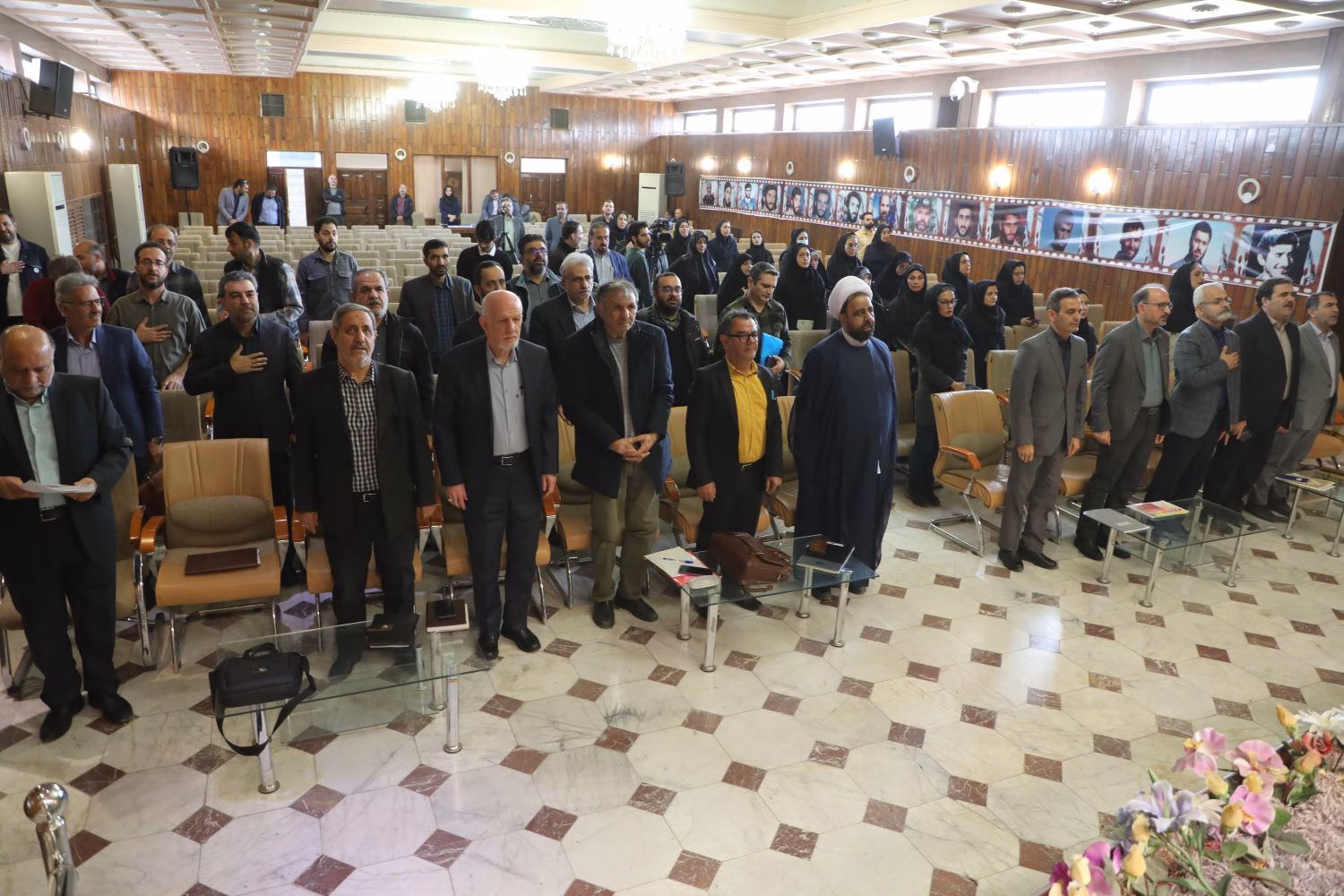 نشست خبری مدیران صنعت آب و برق استان قزوین