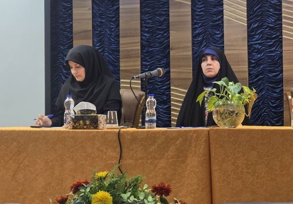 برگزای نشست صمیمی مشاور وزیر نیرو با بانوان بخش آب