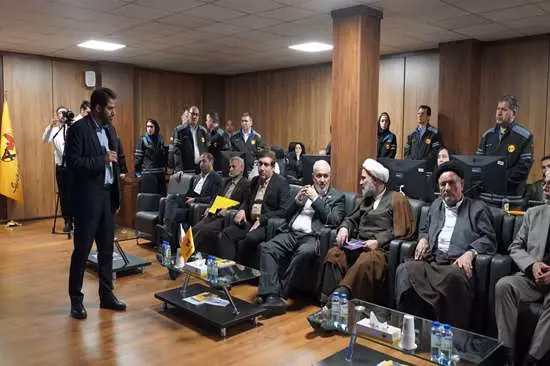 وزیر نیرو و رئیس کمیسیون اصل نود مجلس از رصدخانه برق شهر تهران بازدید