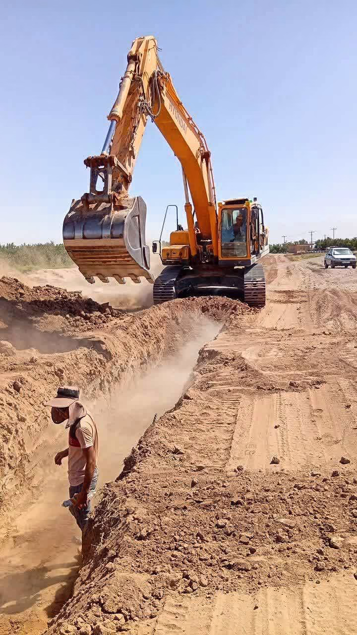 پروژه بزرگ خط انتقال فاضلاب شرق شهر نــیــشــابــور با اعتبار ١۵۰۰ میلیارد ریال