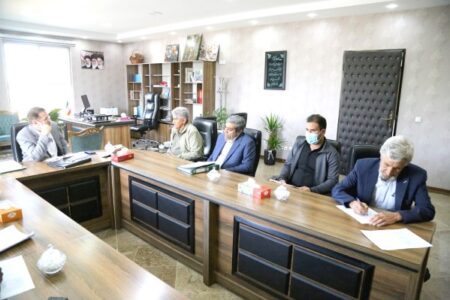 شهروندان با مدیرعامل شرکت آب منطقه‌ای کرمان دیدار کردند