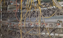 کشف و ضبط ۴۷۸ دستگاه رمز دارایی غیرمجاز در استان فارس