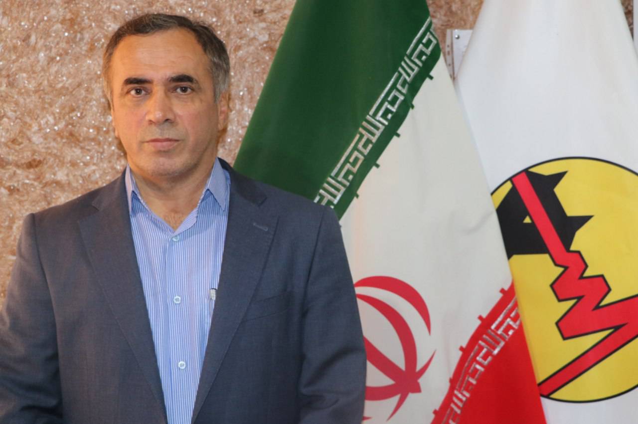 به زمین زده شدن کلنگ نیروگاه خورشیدی ۱.۴ مگاواتی