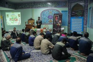 مراسم گرامیداشت هفته بسیج با حضور کارکنان و مسئولین نیروگاه در نمازخانه شرکت برگزار شد.