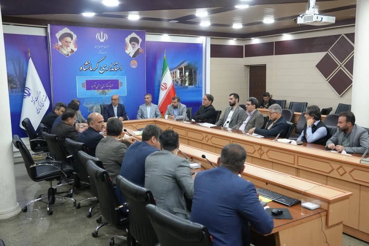 ۱۰۰ ساختگاه احداث نیروگاه خورشیدی تا پایان فروردین معرفی شود