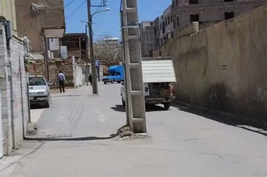 رفع معارض۴۰ تیر برق مزاحم در منطقه ده تهران